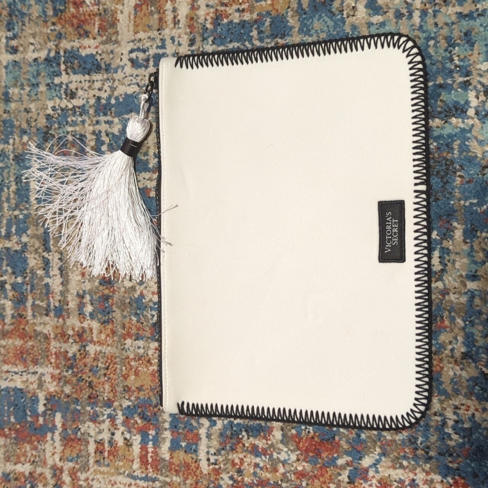 Victoria's Secret White Neoprene Cosmetic Bag Tasseled Zipper